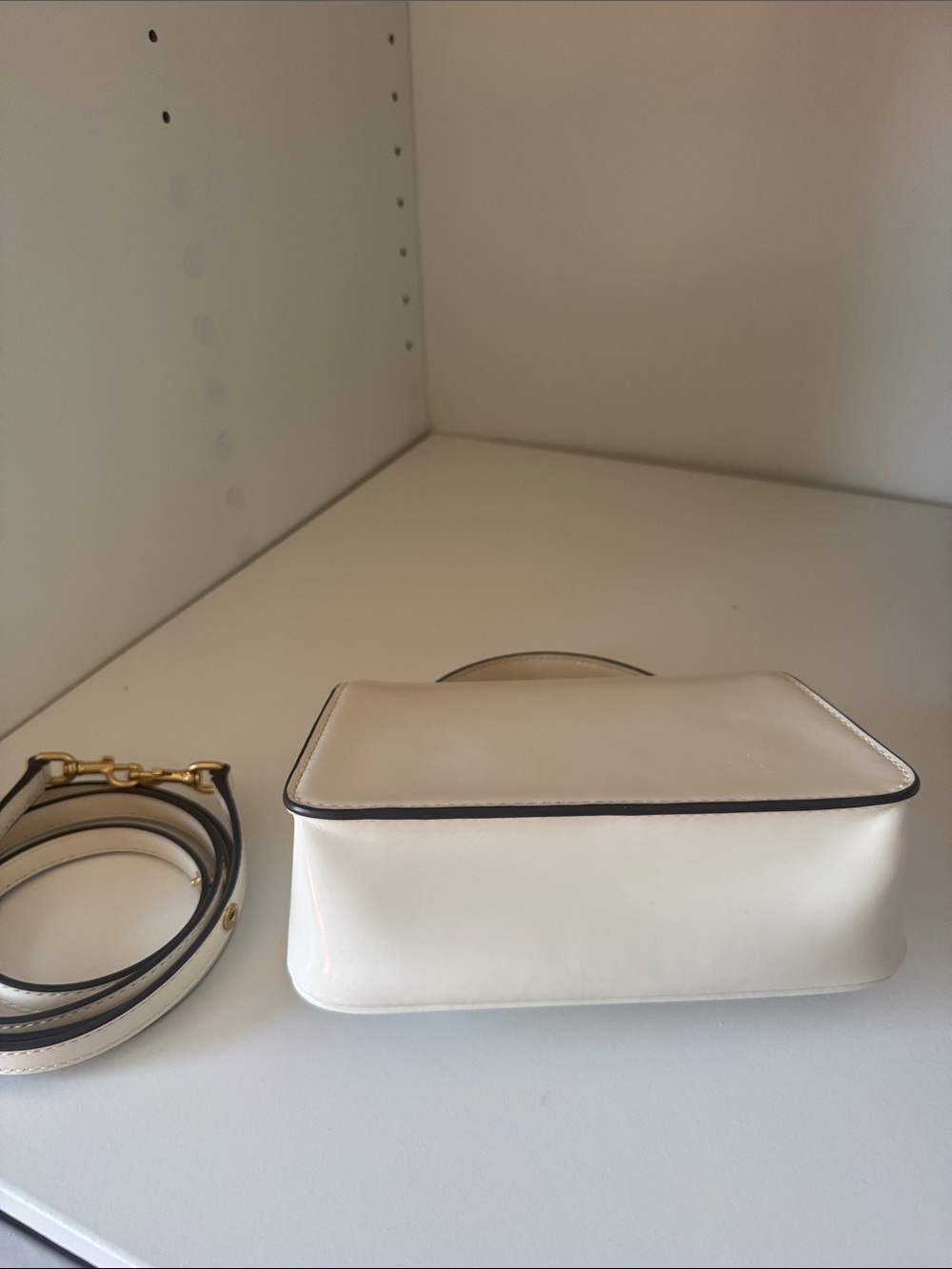 Tory Burch Small Robinson Spazzolato Top Handle Bag - Picture 7 of 11